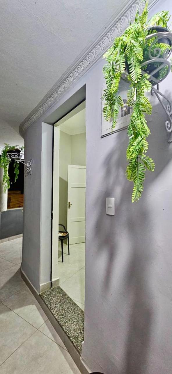 Sb Hospedaria Pousada Uberaba Esterno foto